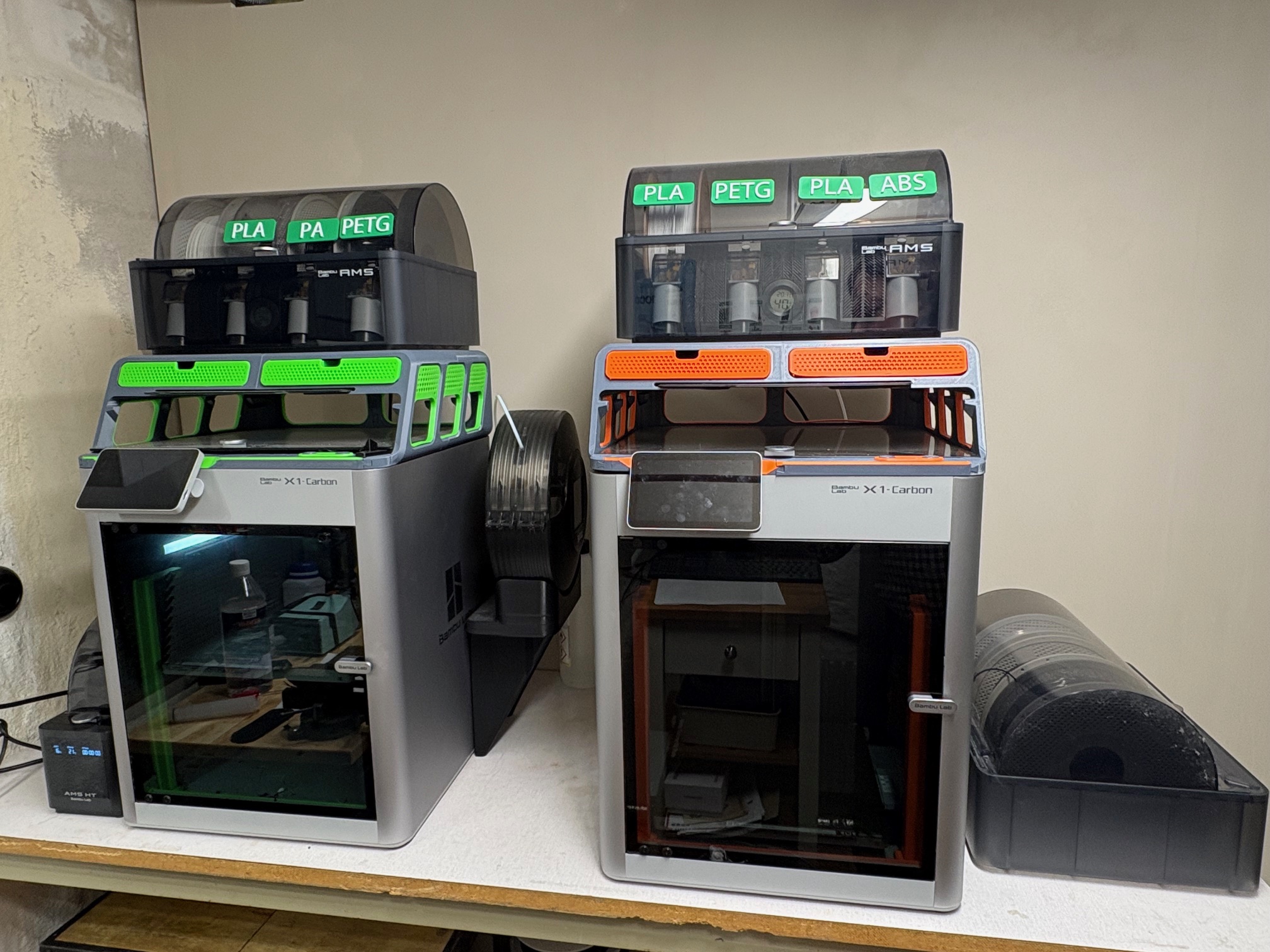 3D-printerfarm (Bambu Lab X1C)